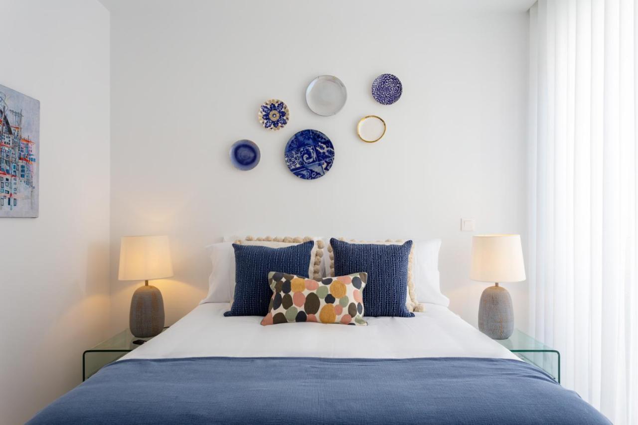 Stupendo- Two Rooms, Patio With Refreshing Pond-Center-Air Conditioning-Free Park Lisboa المظهر الخارجي الصورة